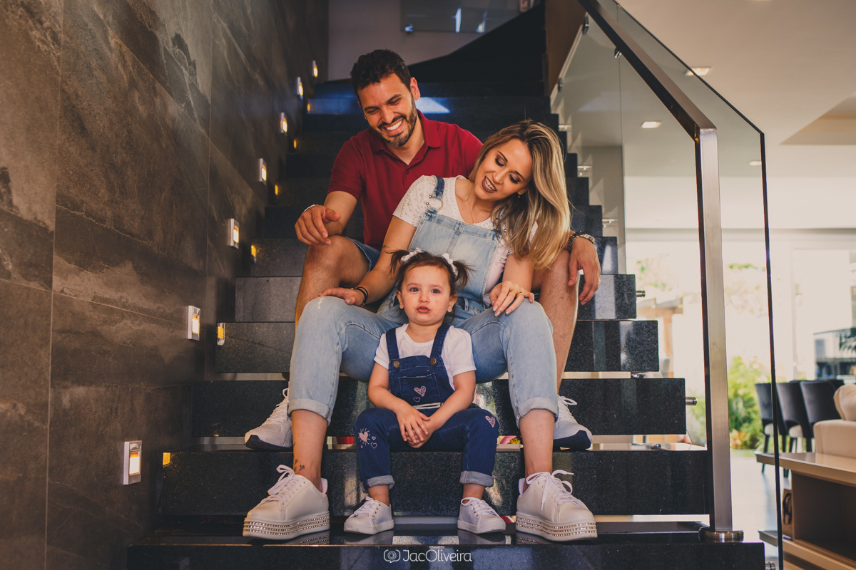 DIY: Gabaritos de Papel para Montar Sua Parede de Quadros Sem Erros