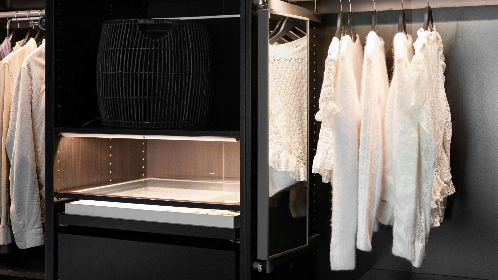 Como organizar roupas de festa para não estragar