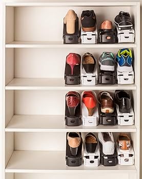 Como organizar sapatos de salto no guarda-roupa