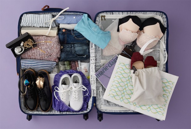 como organizar sapatos na mala de viagem