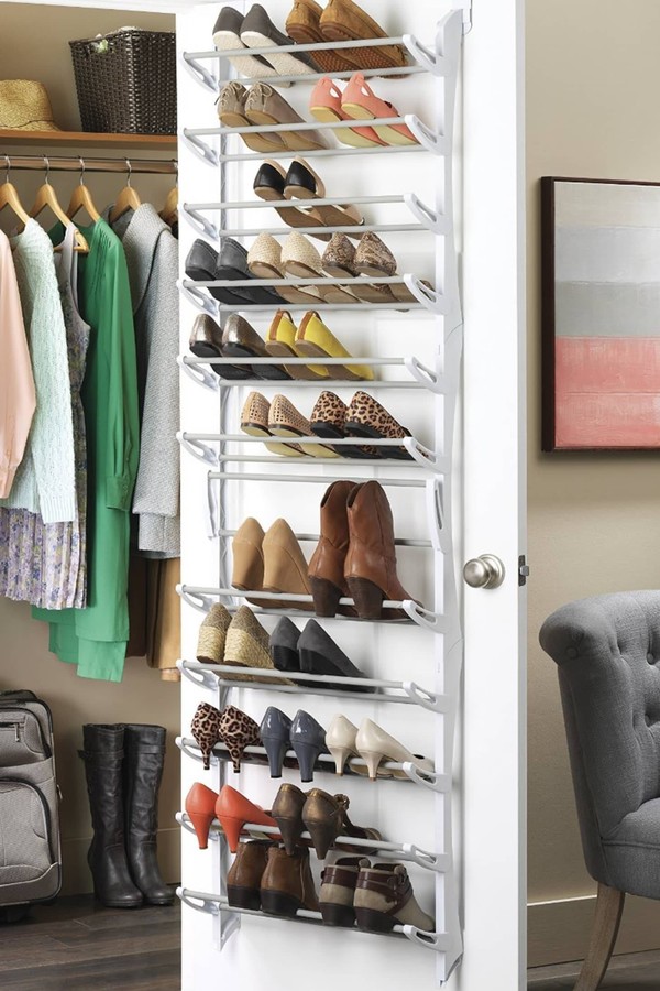 Como organizar sapatos na mala para não sujar as roupas