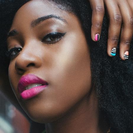 como fazer batom vermelho durar mais