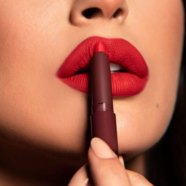 técnica de aplicação de batom matte
