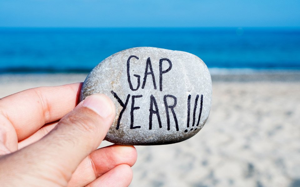 Como planejar um ano sabático feminino gastando pouco