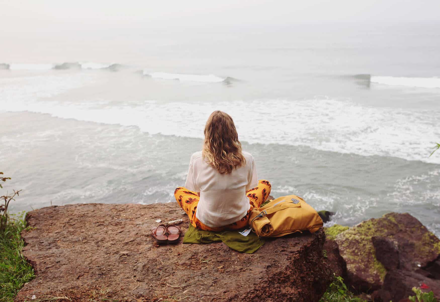 como fazer mala minimalista para viagem