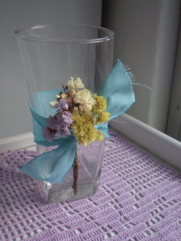 Como reutilizar vidros de conserva na decoração de festas