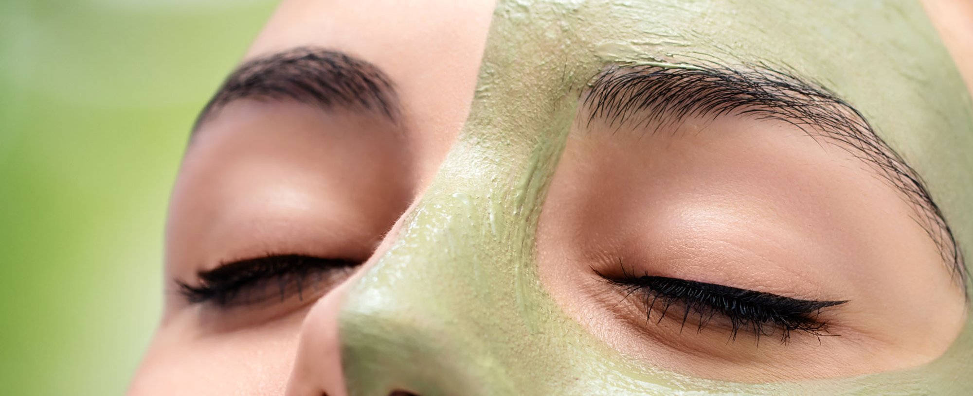 Argila Vermelha: Rejuvenescimento e Brilho para Peles Maduras