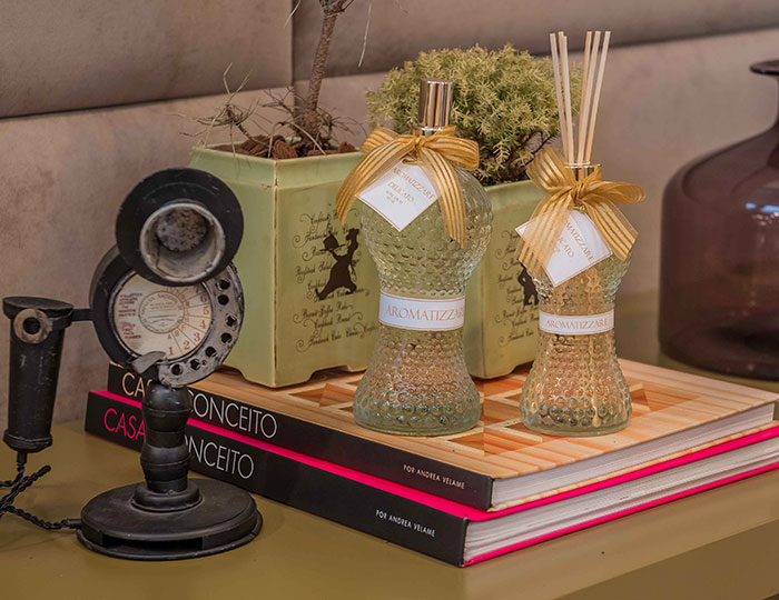 Ideias Criativas para Decorar Frascos de Aromatizadores e Integrá-los à Decoração