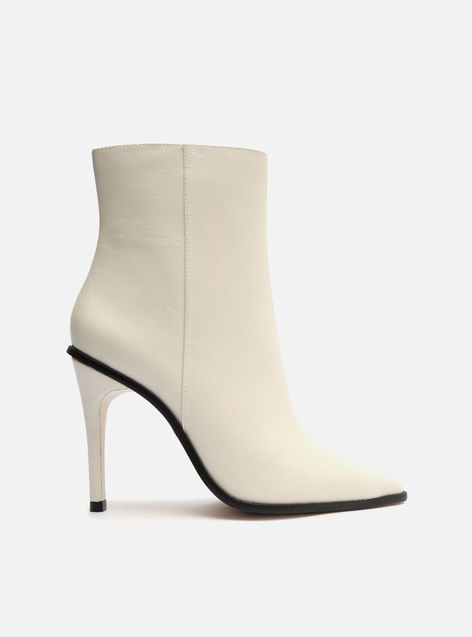 Vestidos e Saias: Looks Elegantes com Bota Branca para Todas as Ocasiões