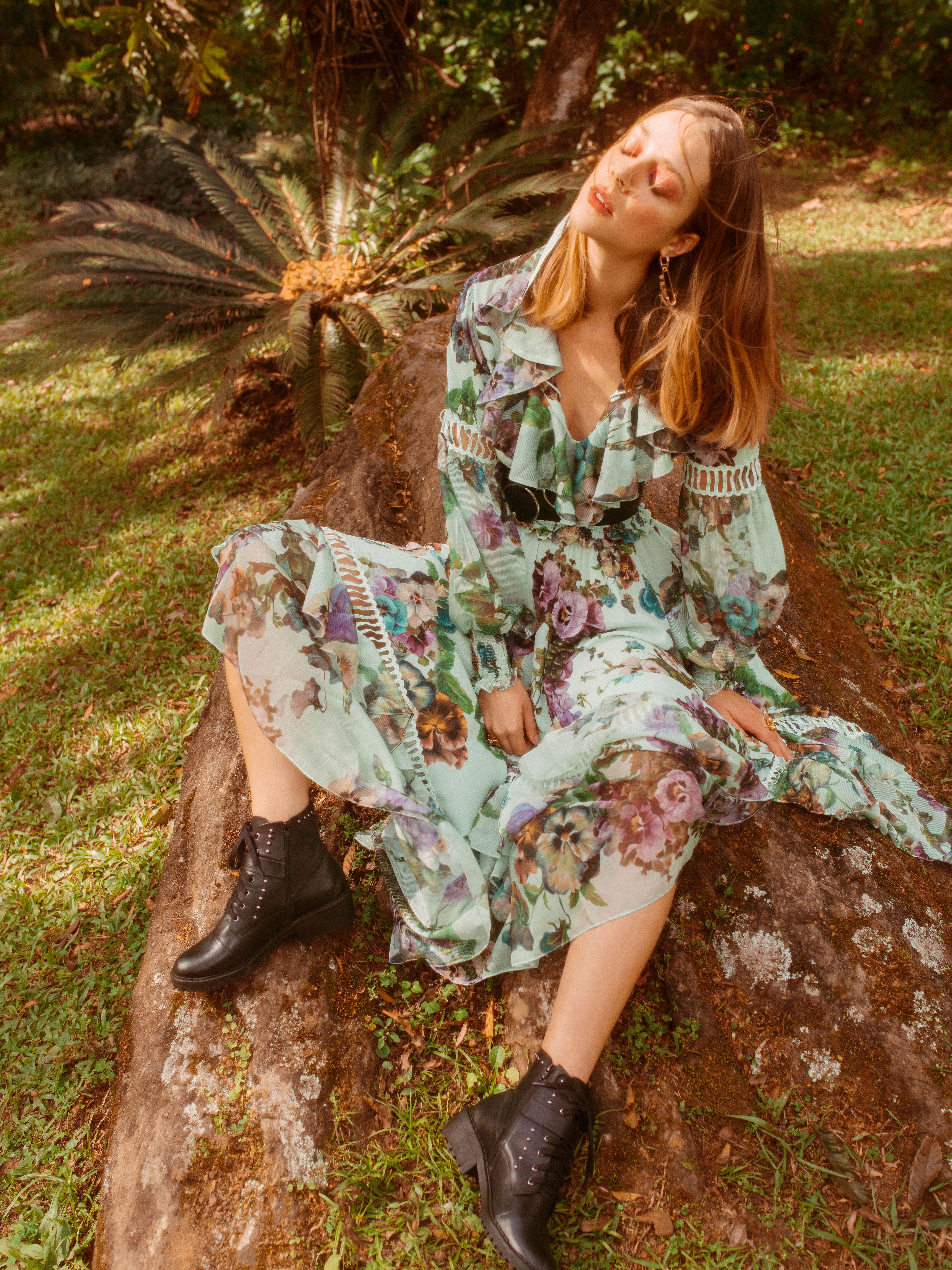 como usar vestido de seda com coturno