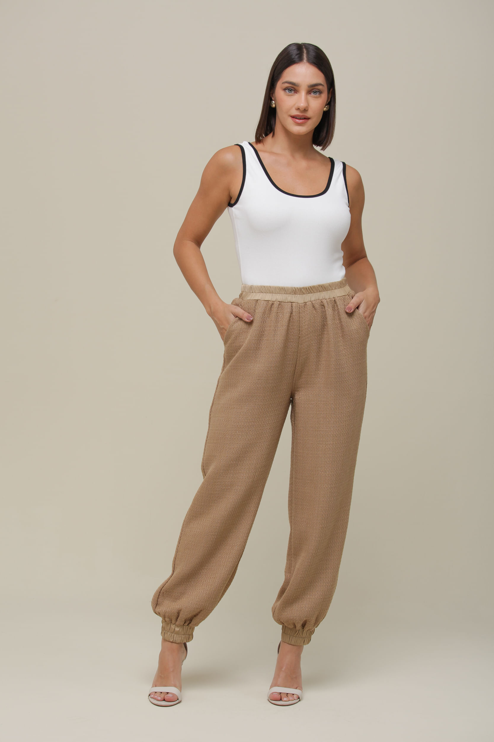 Dicas de styling para calça jogger elegante