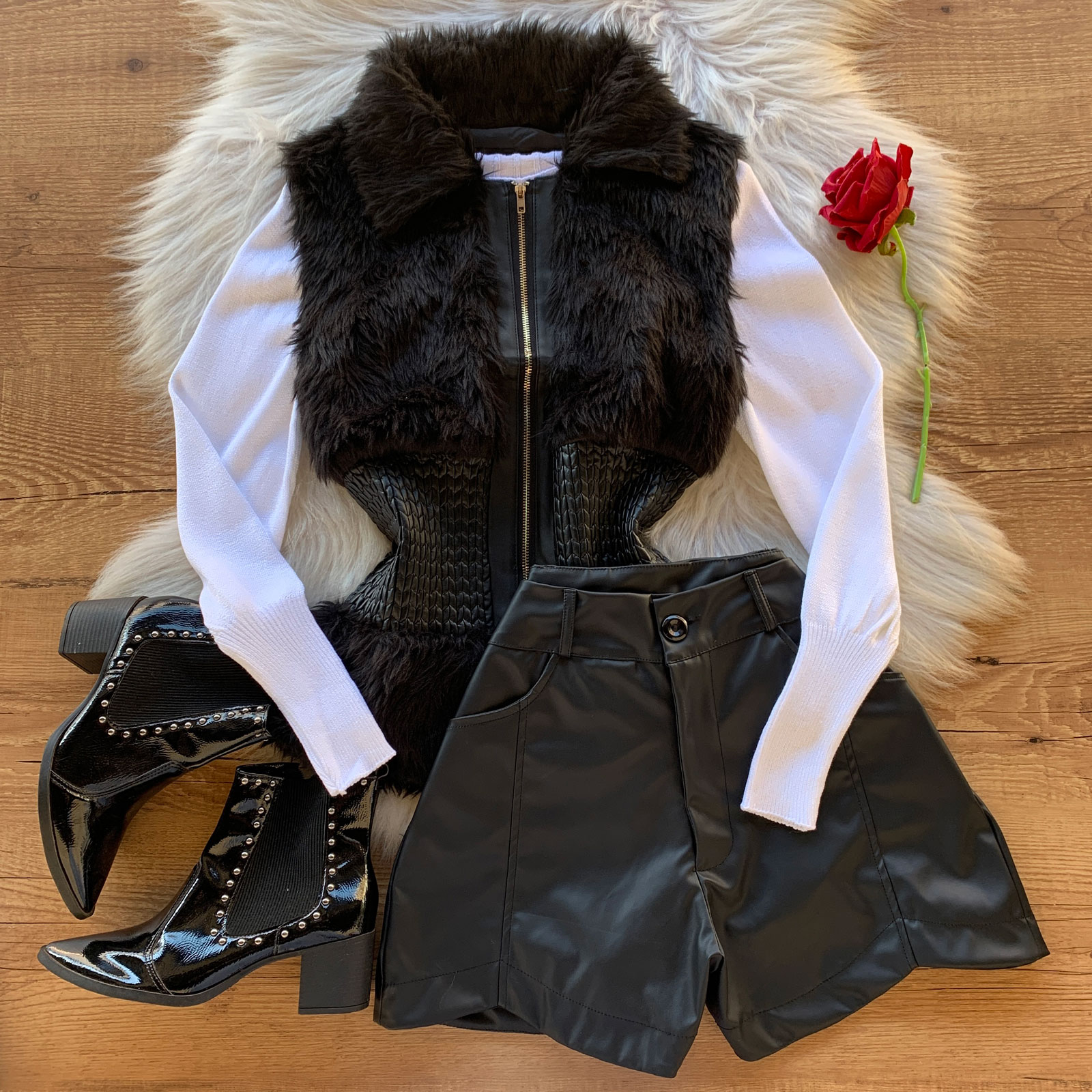 Tendências de Moda: A Volta do Colete de Pelo Sintético