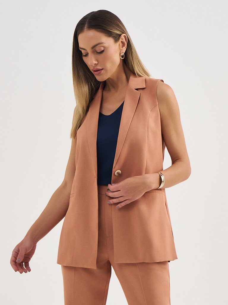 Maxi Colete: Dicas para Alongar a Silhueta e Criar Looks Dramáticos