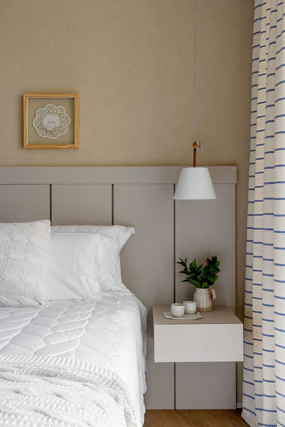 Além do Quarto: Usando Tons Pastéis na Sala de Estar e Cozinha