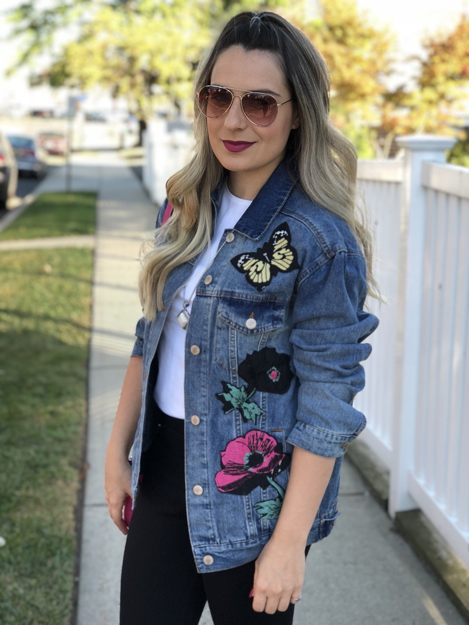 Inspirações de Pins para Jaquetas Jeans: Do Minimalista ao Maximalista