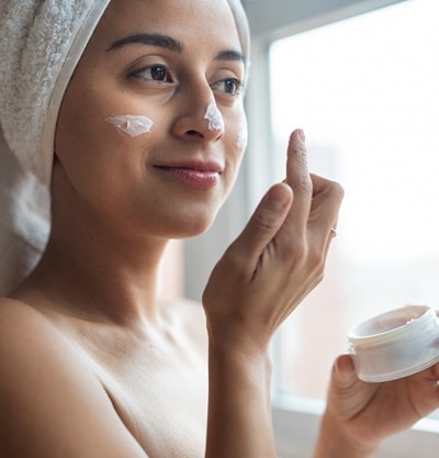 oleo de rosa mosqueta puro versus enriquecido para clareamento