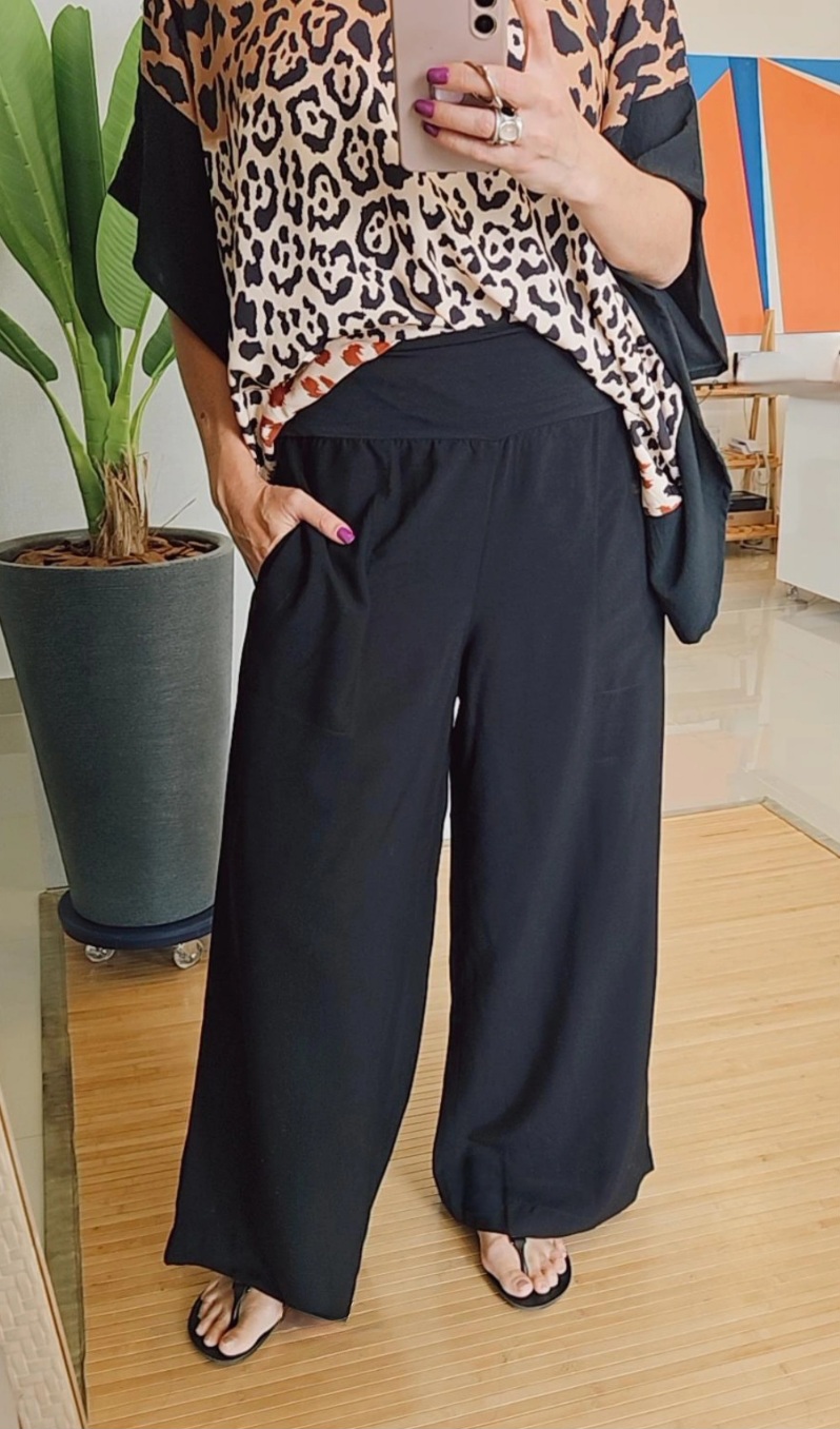 como equilibrar look com pantalona preta