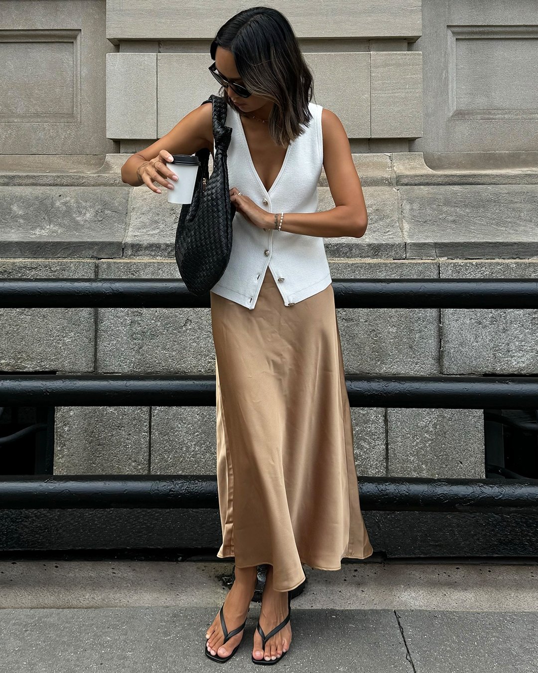 Como usar saia de cetim (slip skirt) no dia a dia