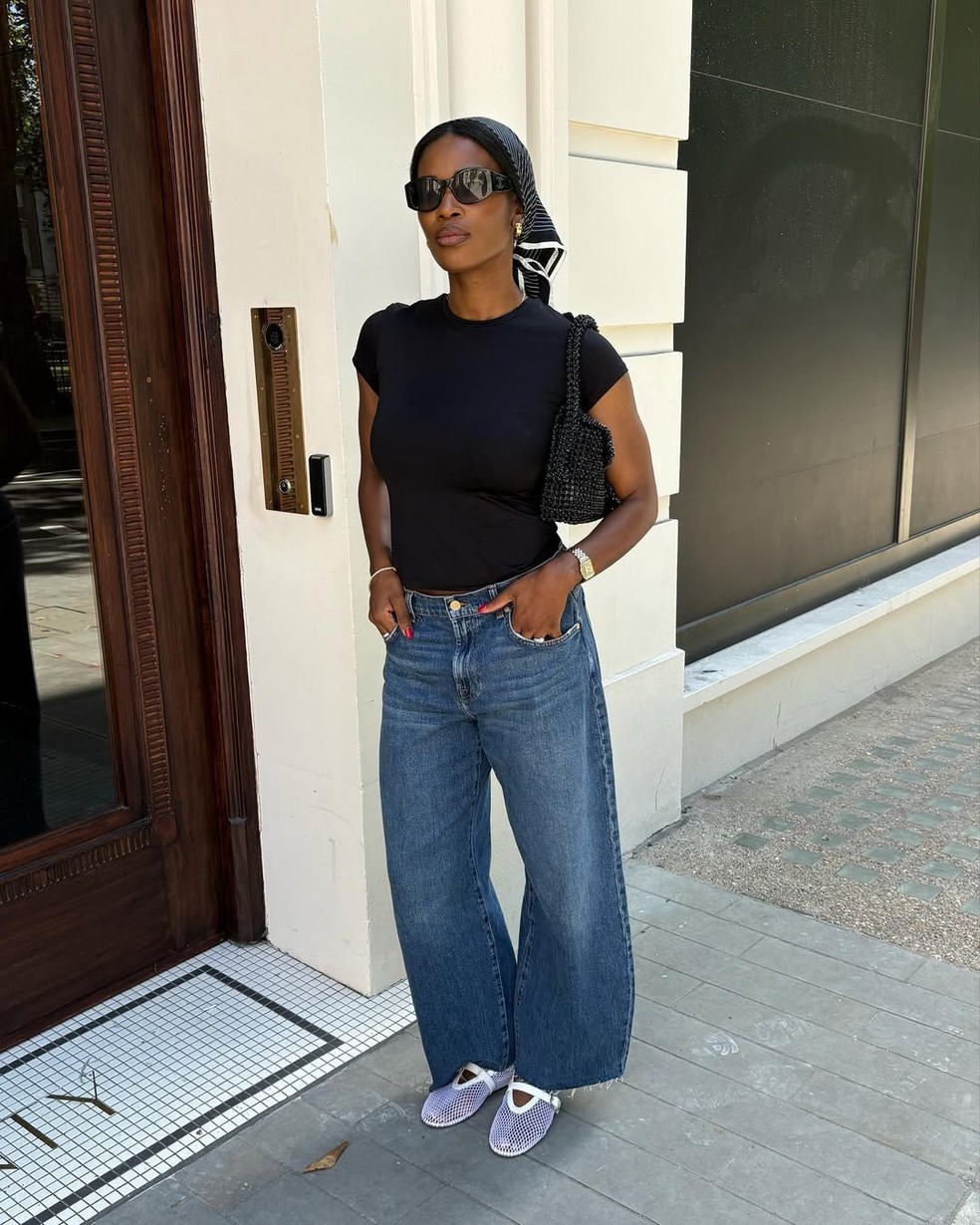 Como Combinar Sapatilhas com Calças de Alfaiataria e Jeans Cropped