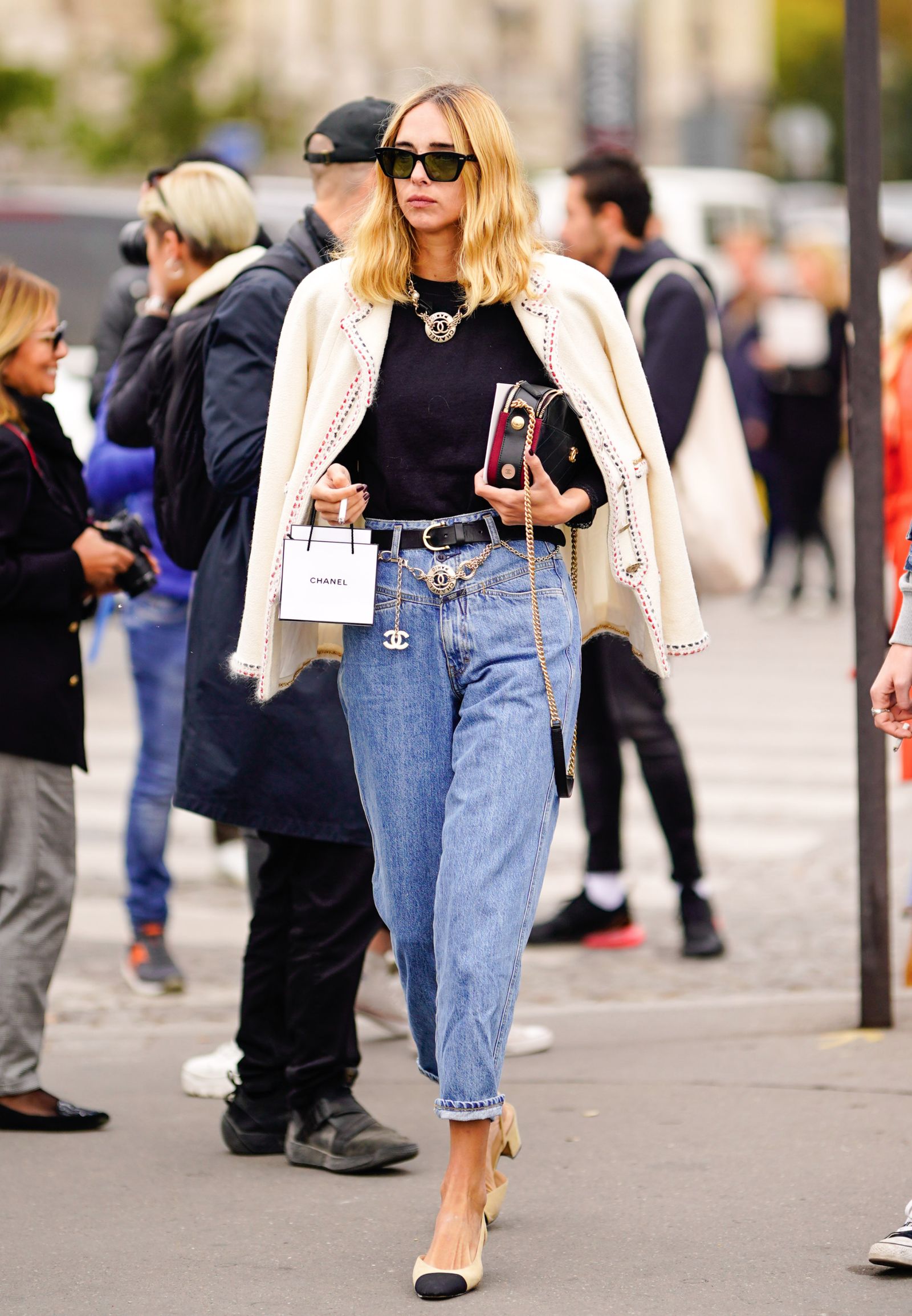 sapato slingback bege e preto