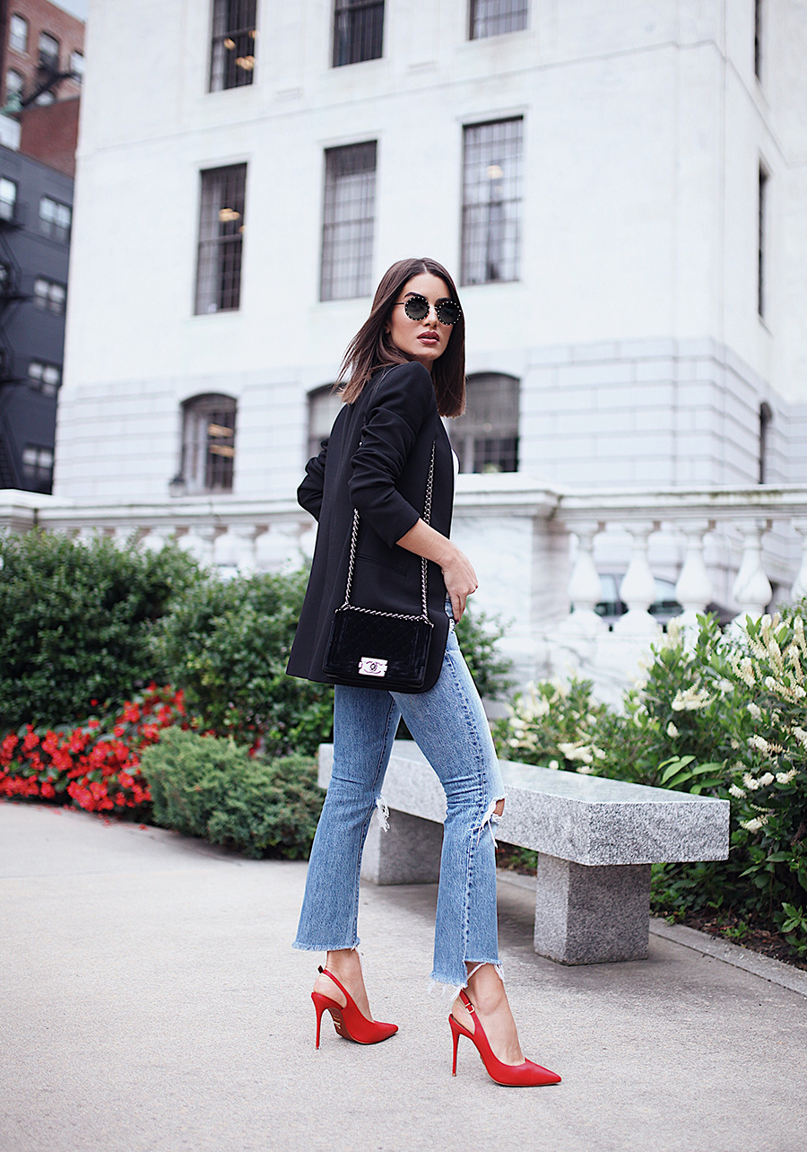 Como usar scarpin de bico fino com jeans destroyed