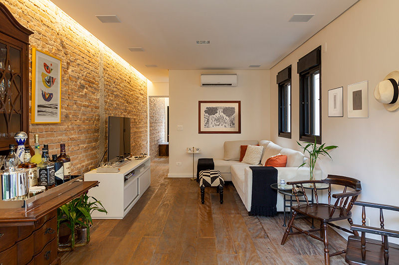 Como usar tijolinho aparente na decoração da sala