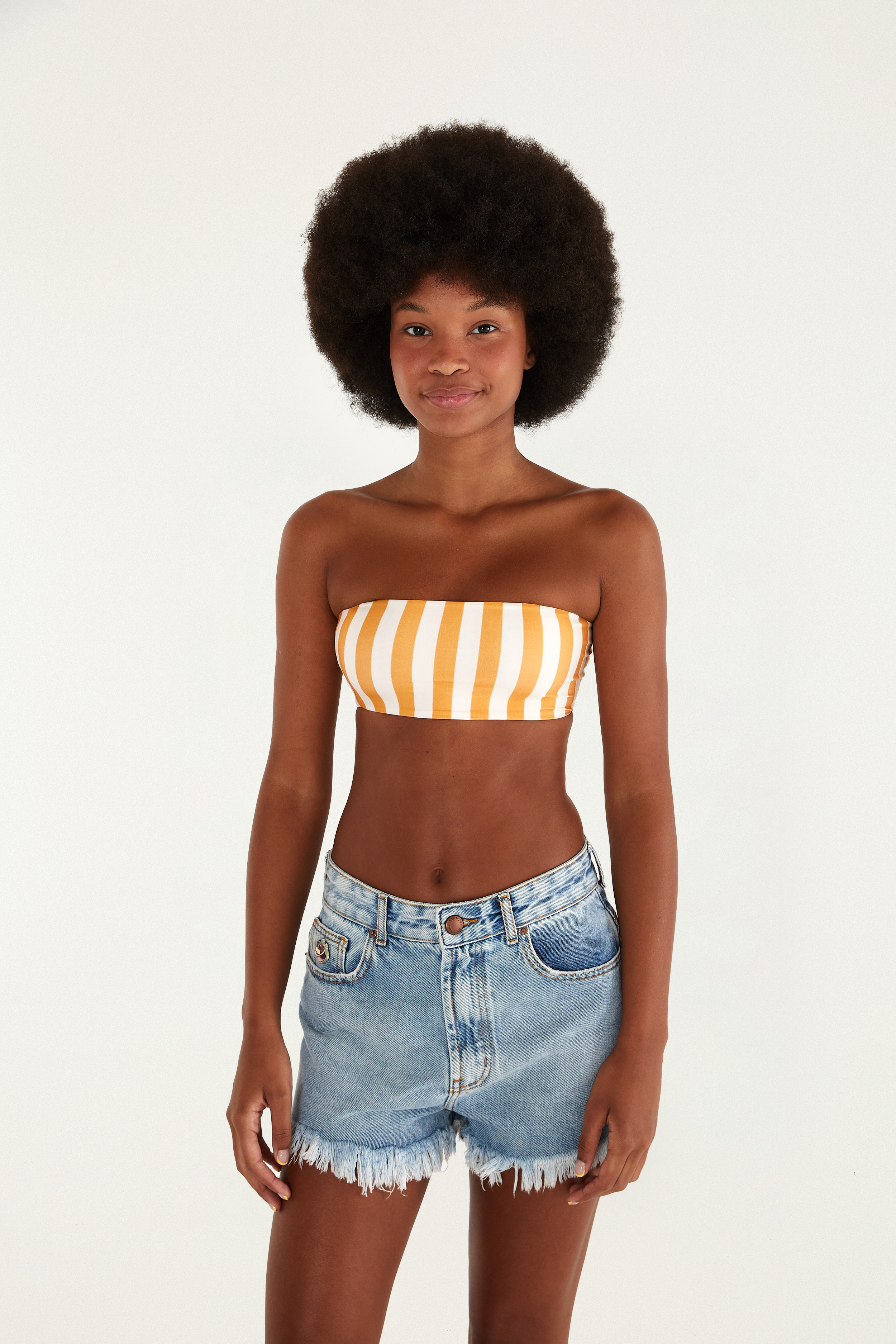 Como usar top faixa (tube top) em looks de verão