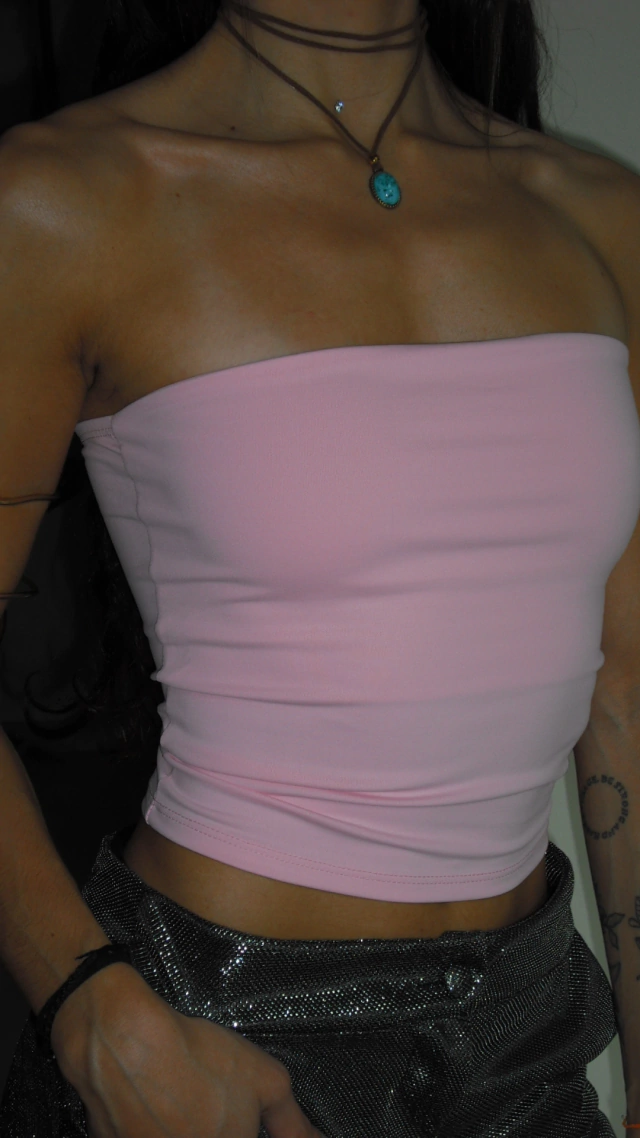 como usar top faixa no verão