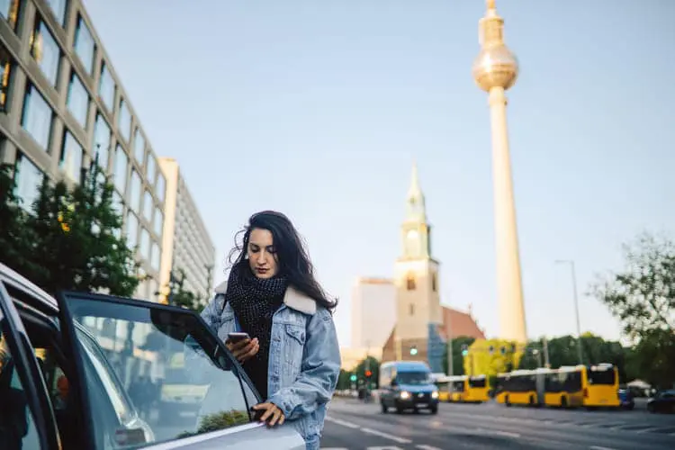 segurança transporte aplicativo cidade estrangeira