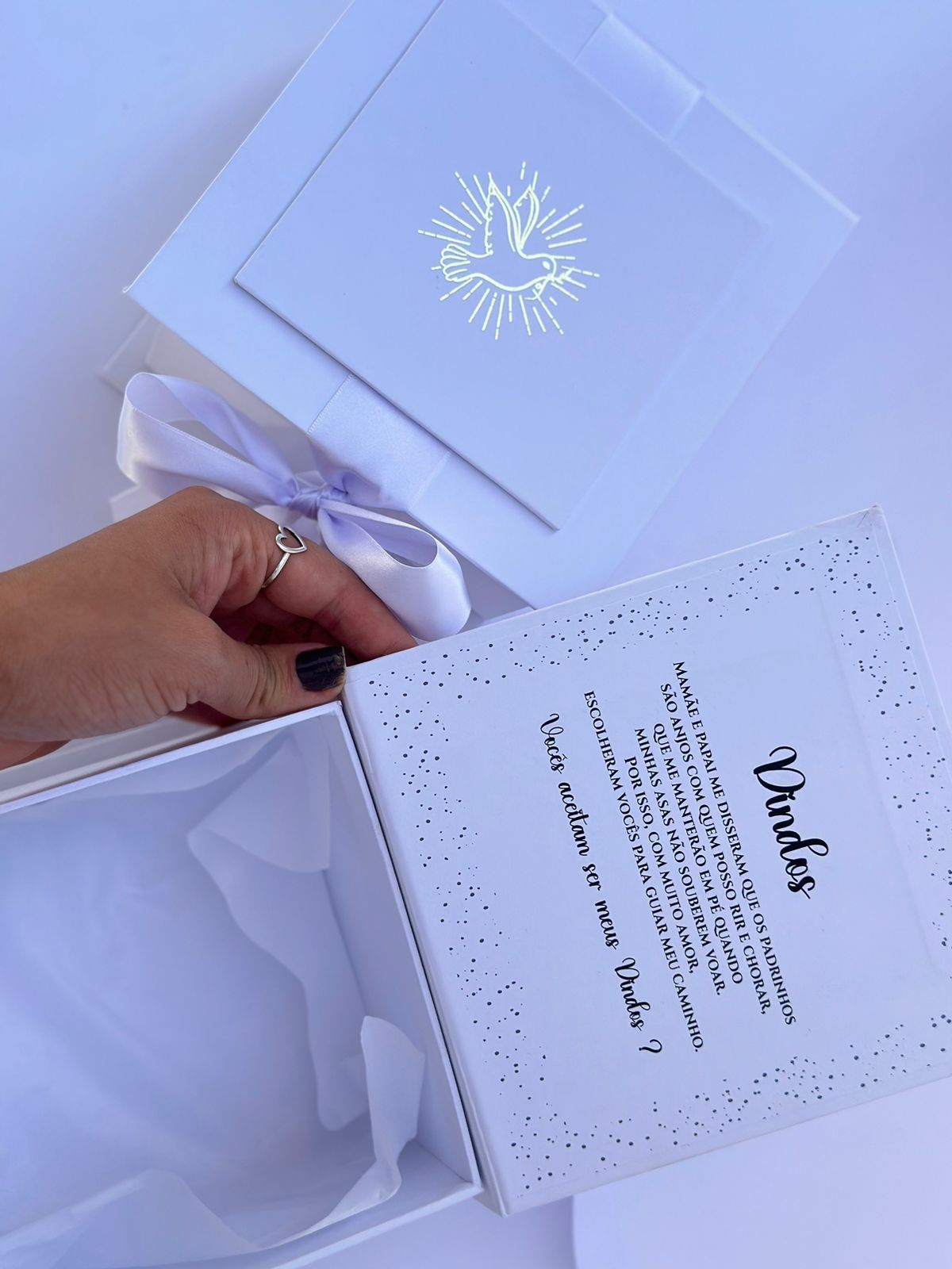 Convites Criativos e Econômicos para Madrinhas de Bebê: DIY e Digitais