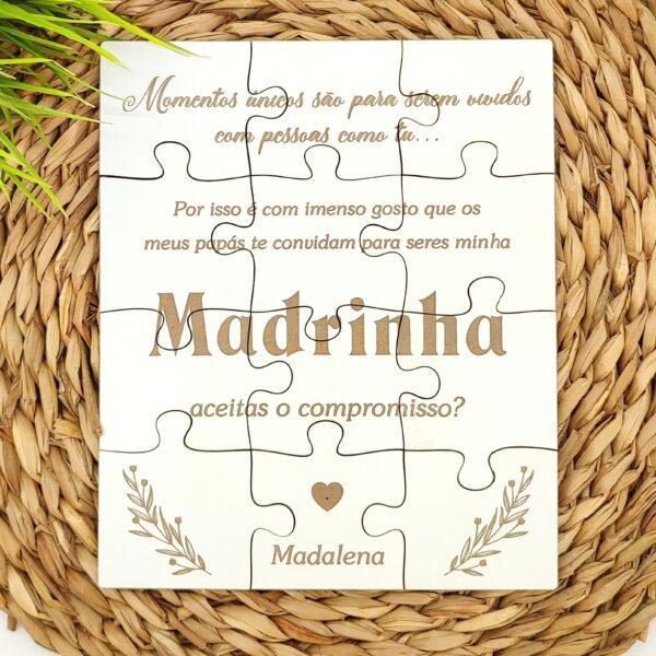 Convite Padrinhos de Batismo: Digital vs. Físico - Qual Escolher?