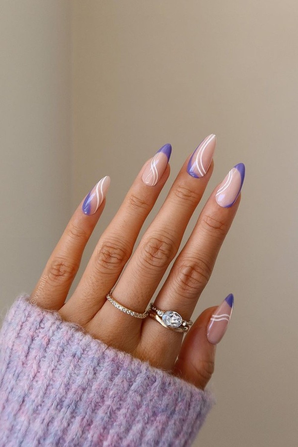 cores de unhas para casamento convidada