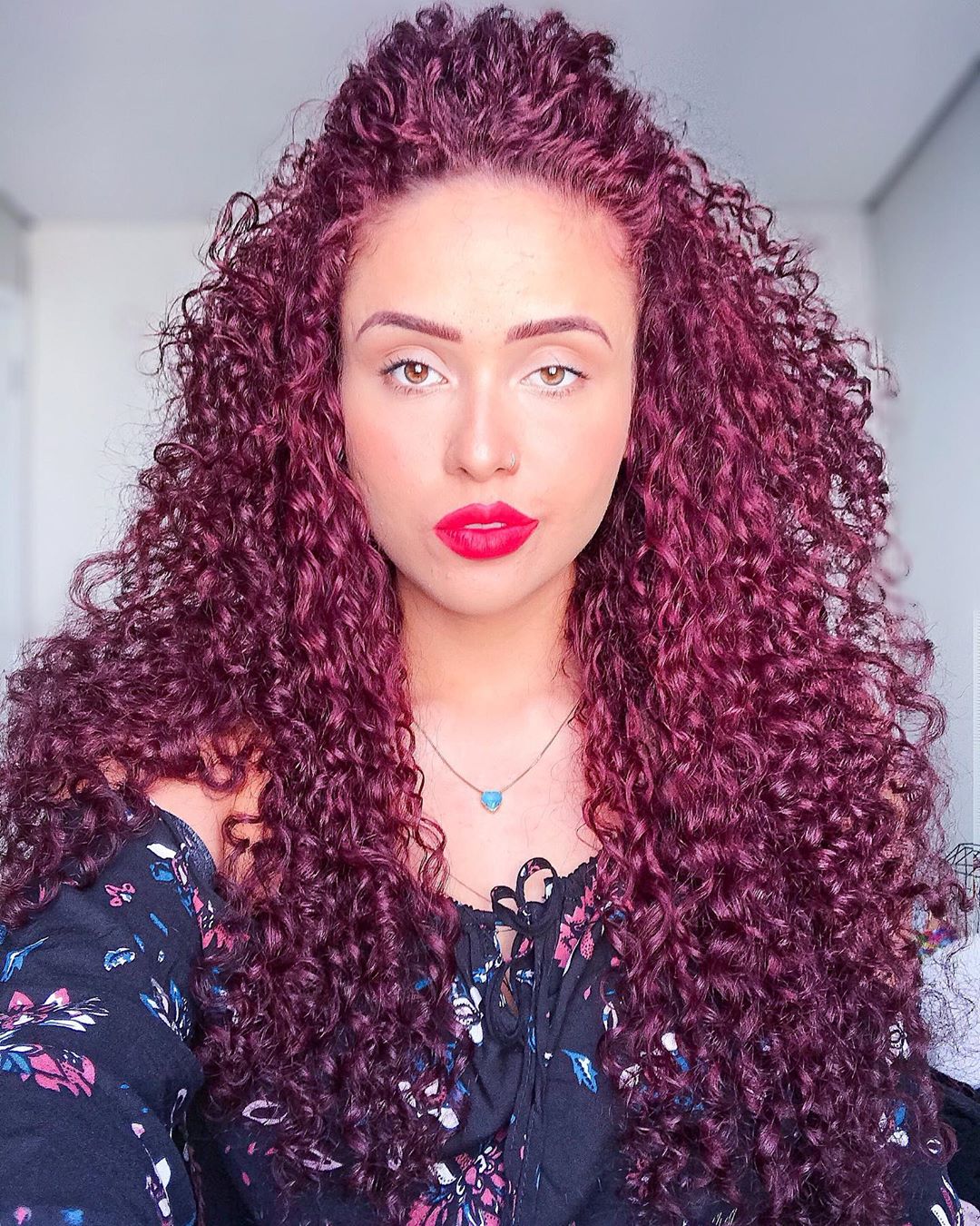 erros ao pintar cabelo cacheado