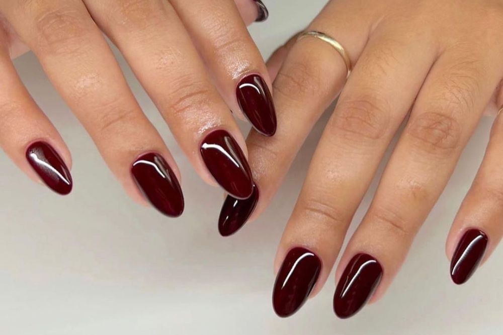 cores de esmalte que combinam com pele morena