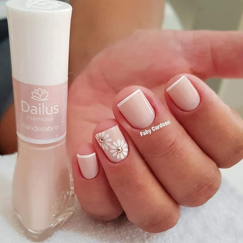 esmalte preto para unhas curtas