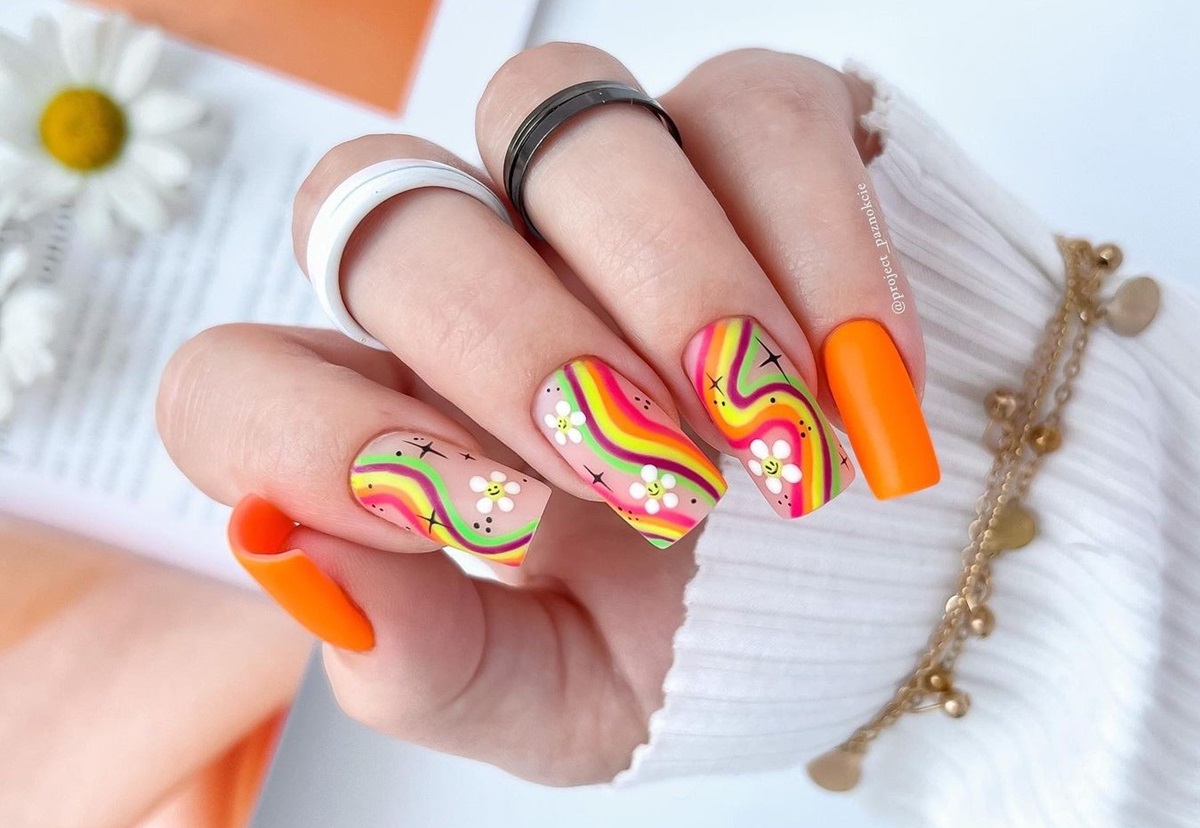 esmaltes que desbotam na praia como resolver