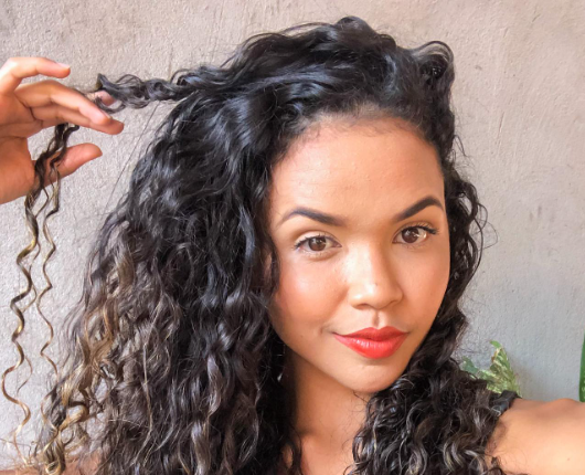 quanto custa um corte de cabelo cacheado longo profissional?