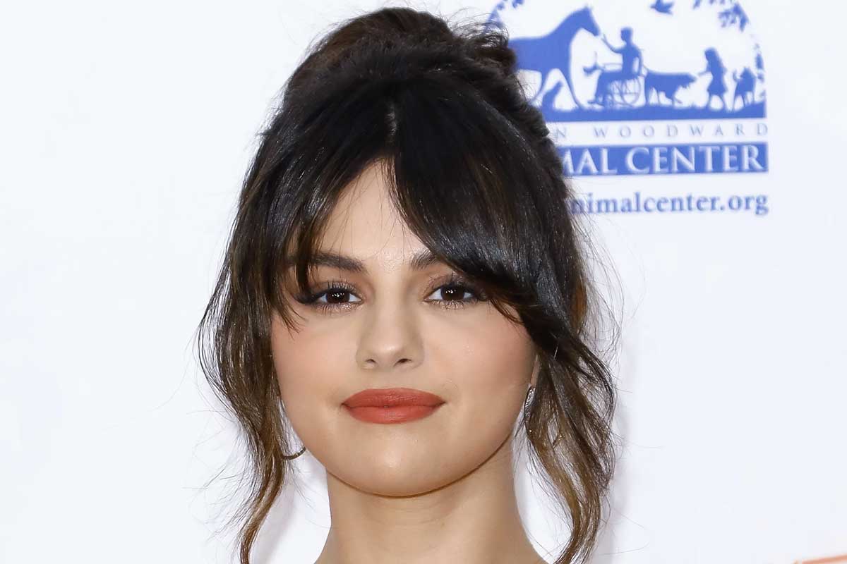 quanto custa cortar franja para rosto redondo