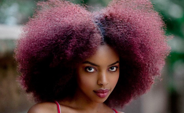 quanto custa um corte de cabelo crespo médio profissional