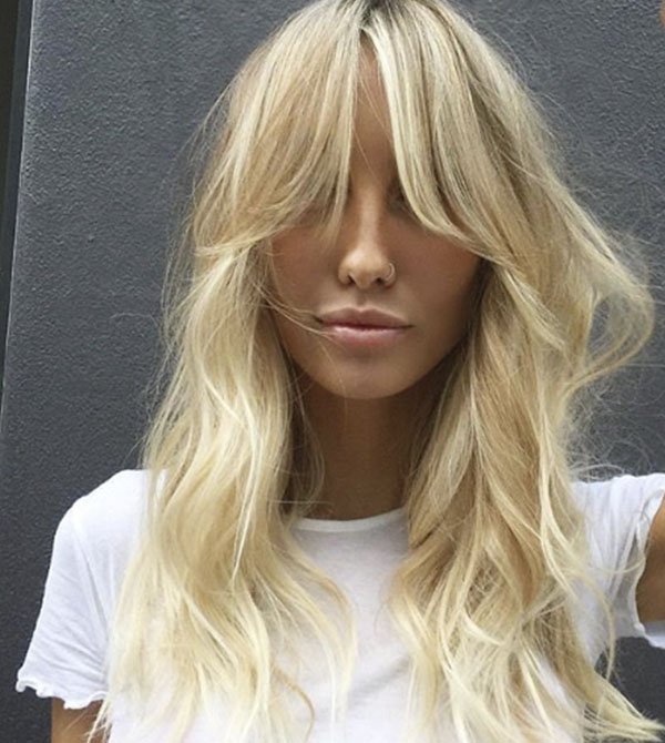 erros comuns ao cortar franja cortininha em casa