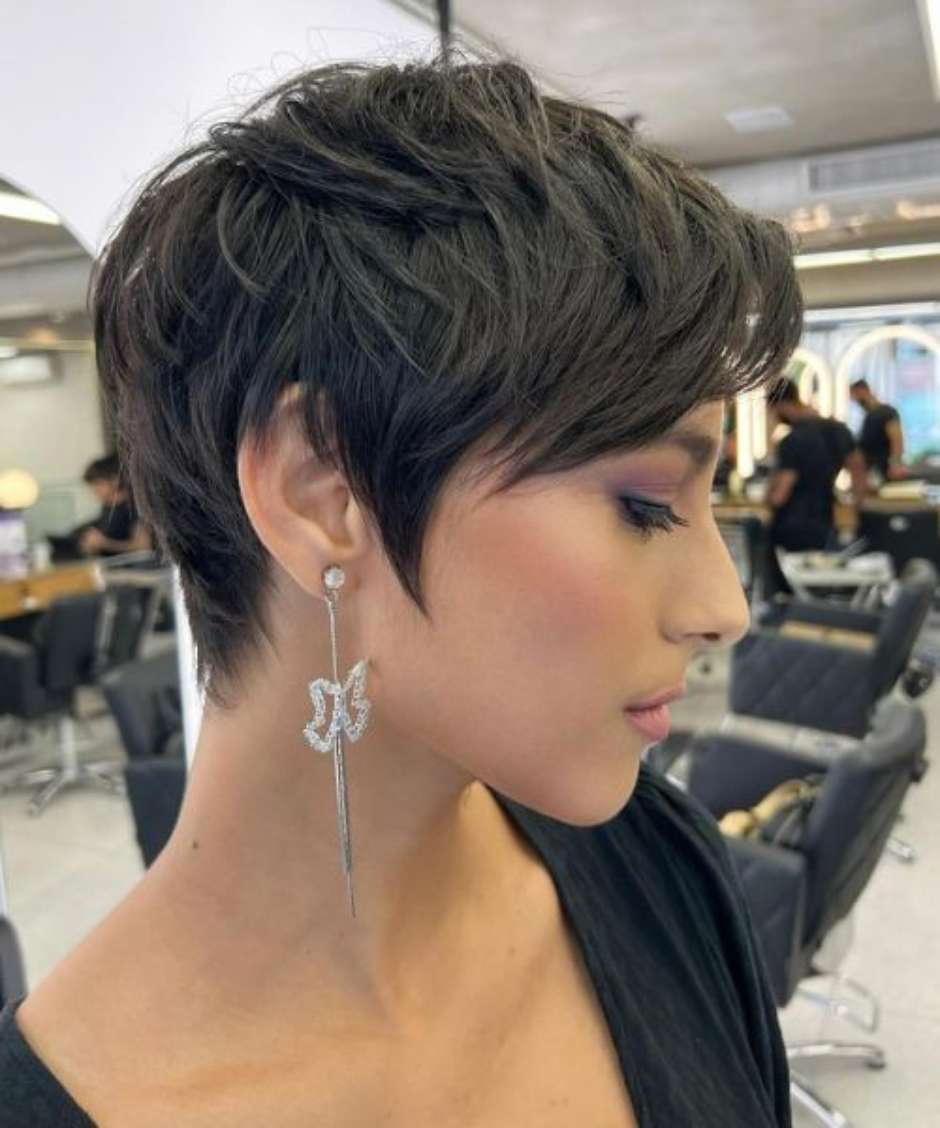 inspiração corte de cabelo curto ondulado feminino
