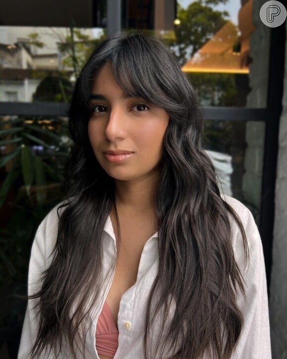 shaggy longo com franja