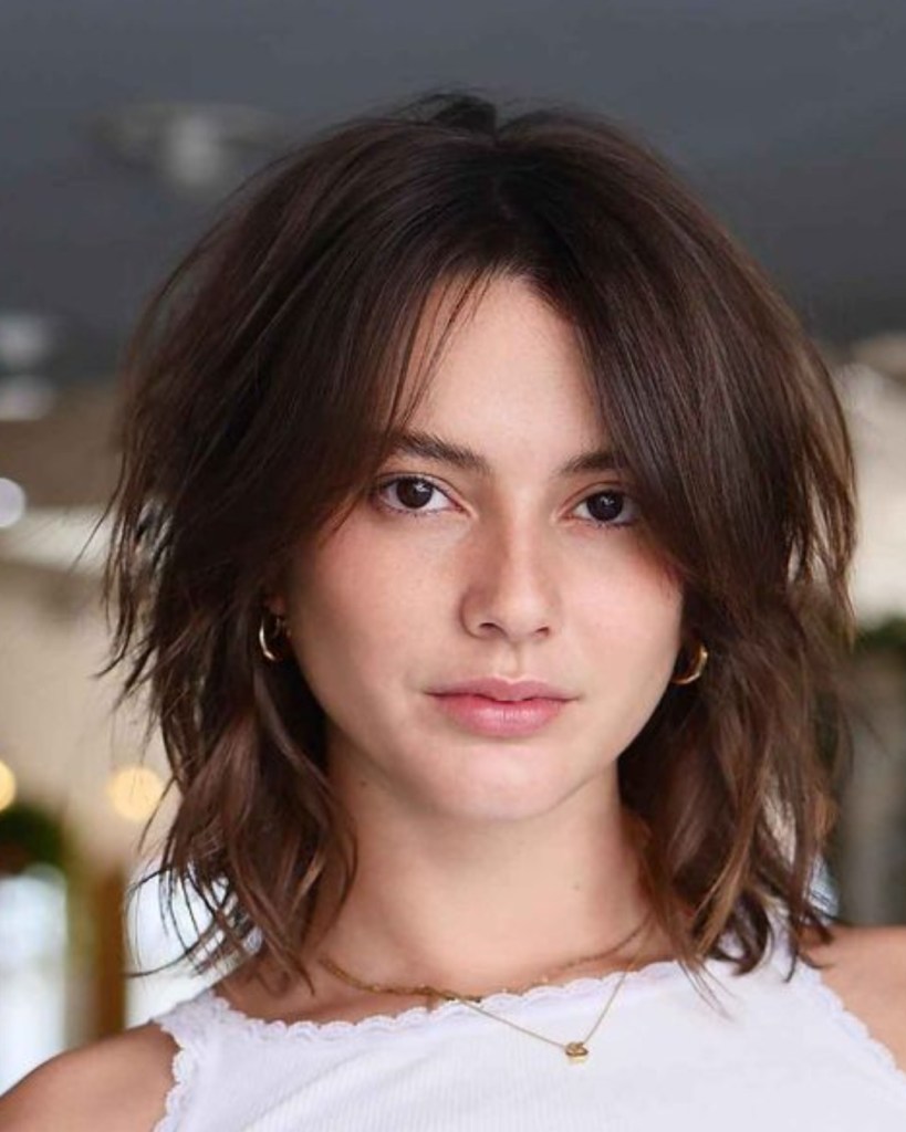corte médio para cabelo fino e cacheado