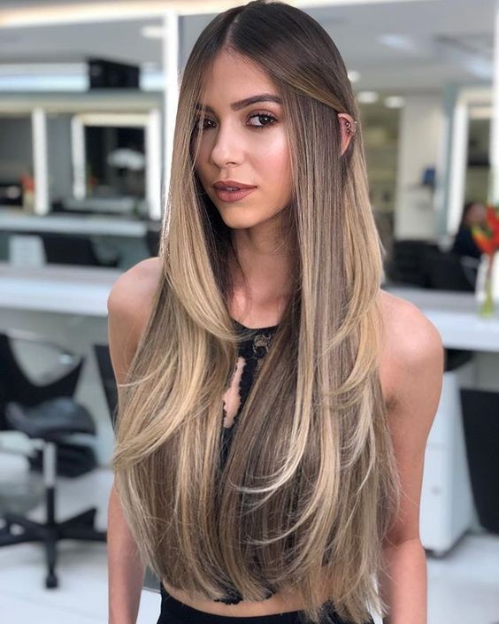 corte médio liso com volume