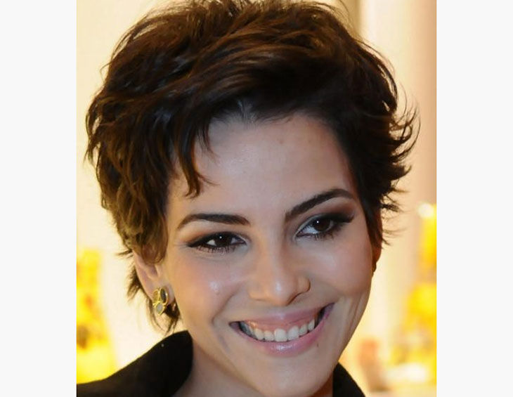 corte em camadas vs corte reto para cabelo ondulado