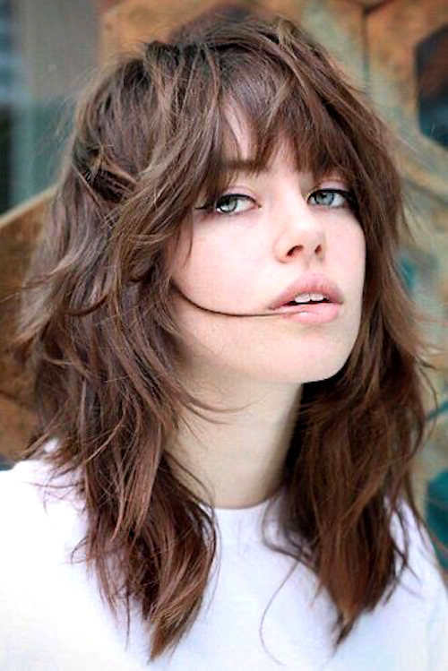 corte shaggy cabelo médio