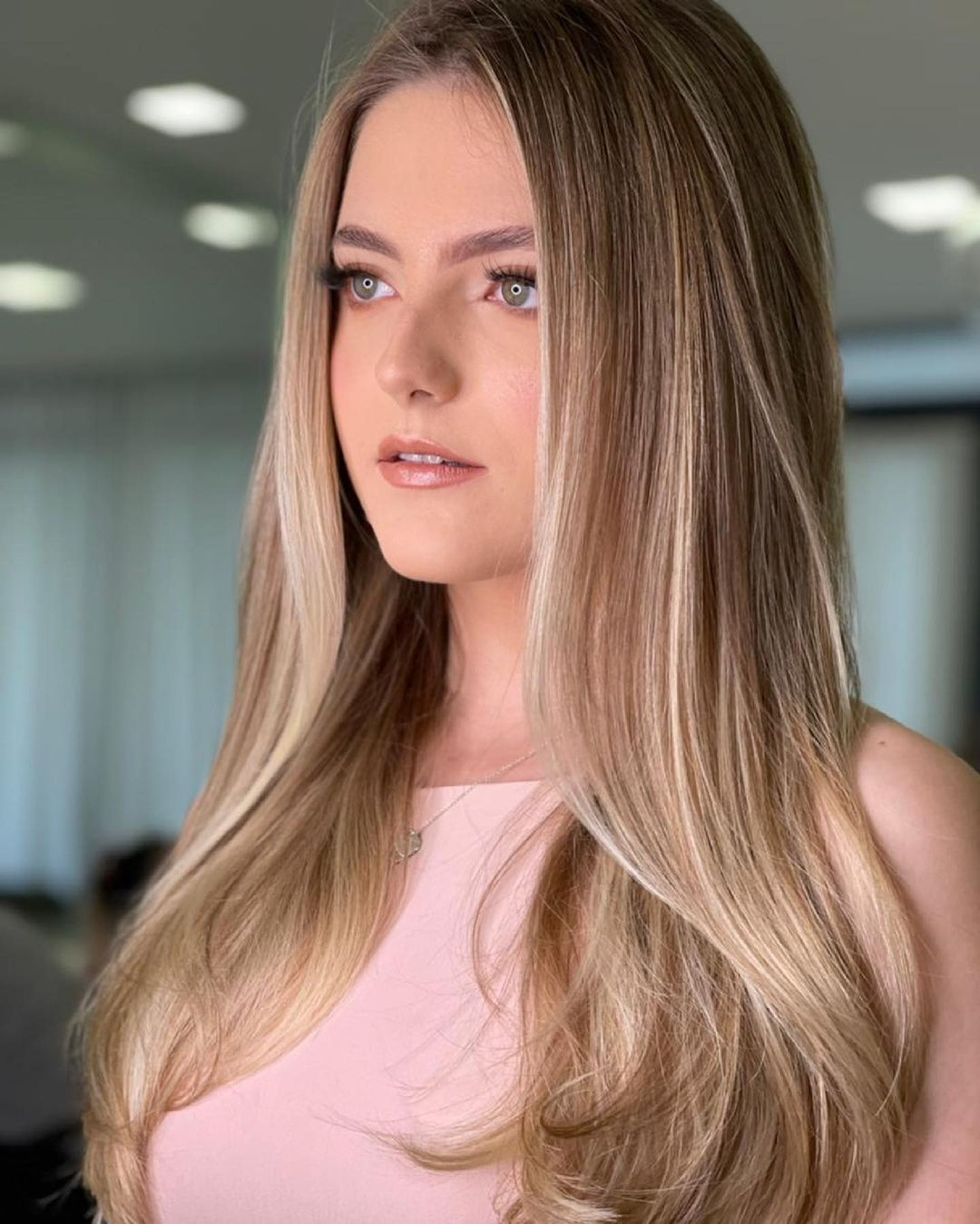 corte de cabelo liso 1a para dar volume