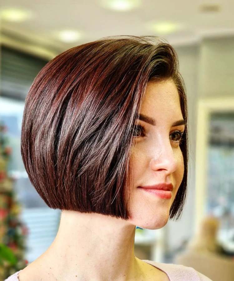 corte em camadas curto para cabelo ondulado fino