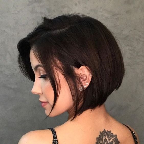 short bob para rosto redondo