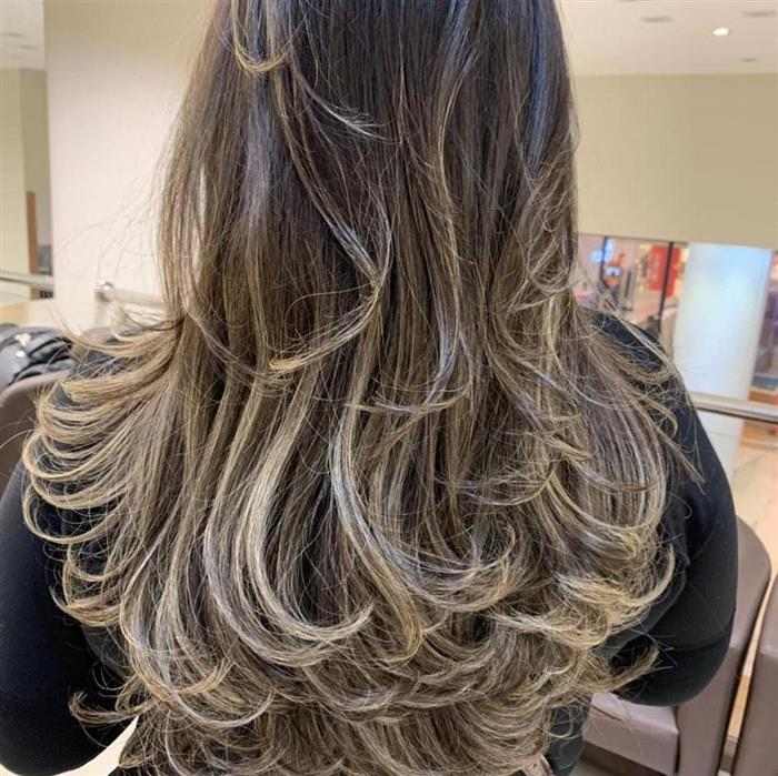 cortes de cabelo em camadas longos